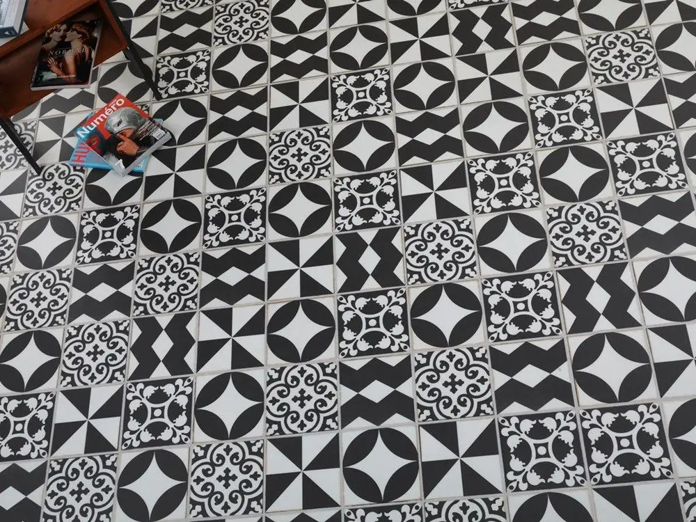 Tierra Nueva Oriental Design Fliese